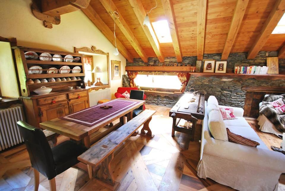 B&B Lo Djoua De Toueno Arvier Exteriér fotografie
